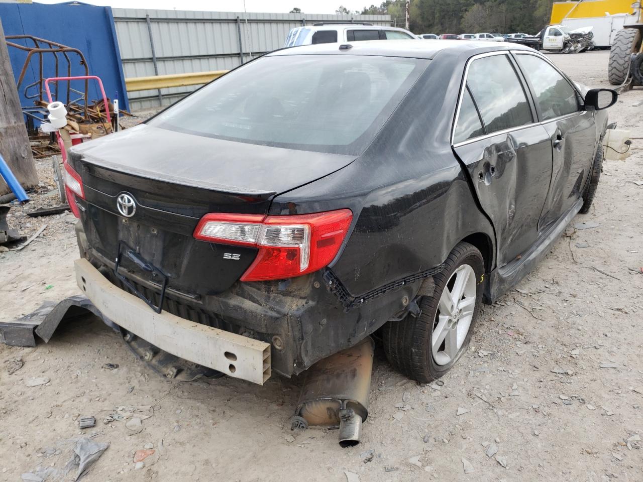 Photo 4 from auction – 2012 TOYOTA CAMRY BASE with VIN 4T1BF1FK5CU041982