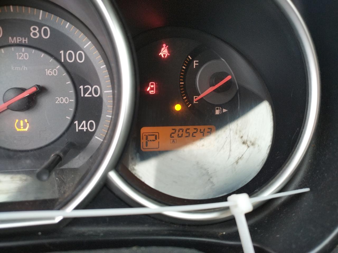 Photo 8 from auction – 2007 NISSAN VERSA S with VIN 3N1BC13E97L449528