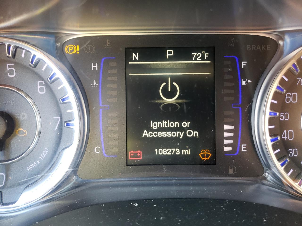 Photo 8 from auction – 2016 CHRYSLER 200 LIMITE with VIN 1C3CCCAB0GN193922