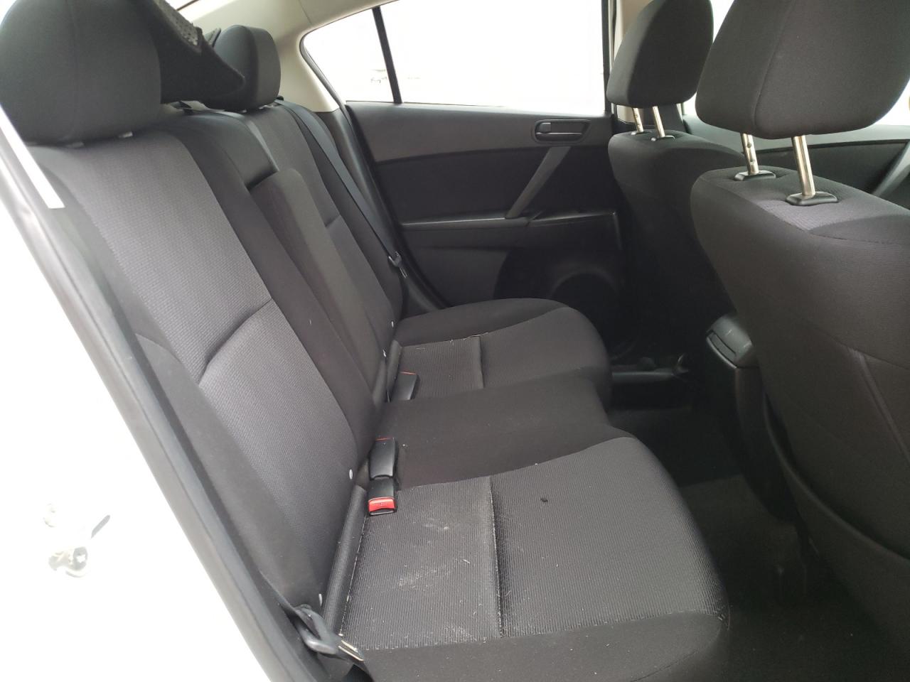 Photo 6 from auction – 2010 MAZDA 3 I with VIN JM1BL1SF8A1204614