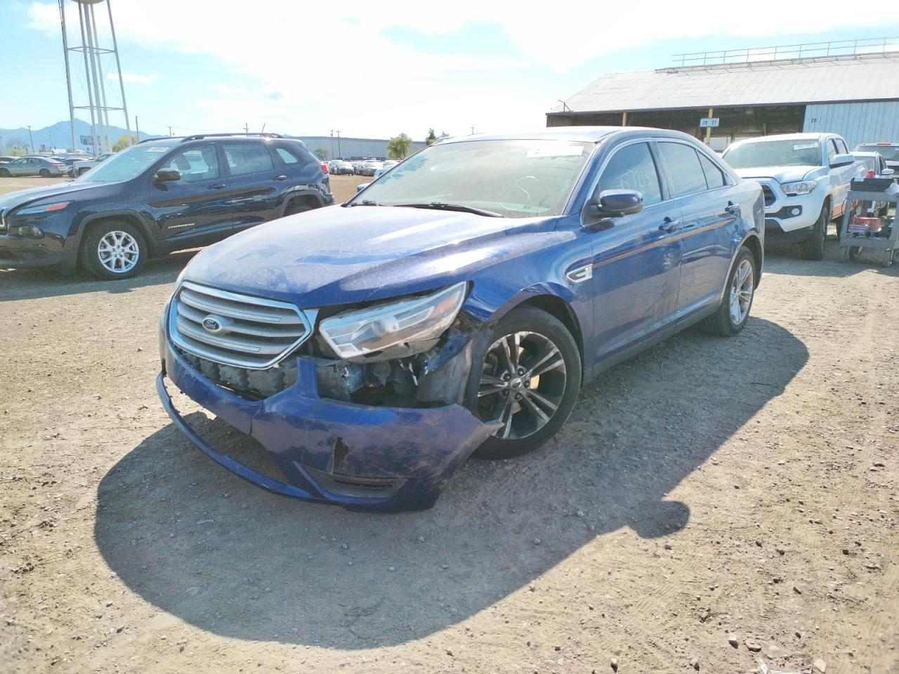 Photo 2 from auction – 2014 FORD TAURUS SEL with VIN 1FAHP2E80EG174728