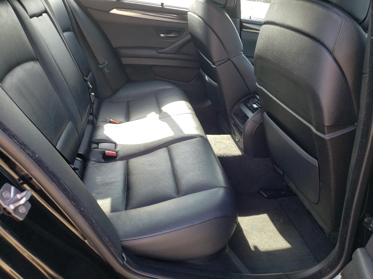 Photo 6 from auction – 2011 BMW 550 I with VIN WBAFR9C50BC758785