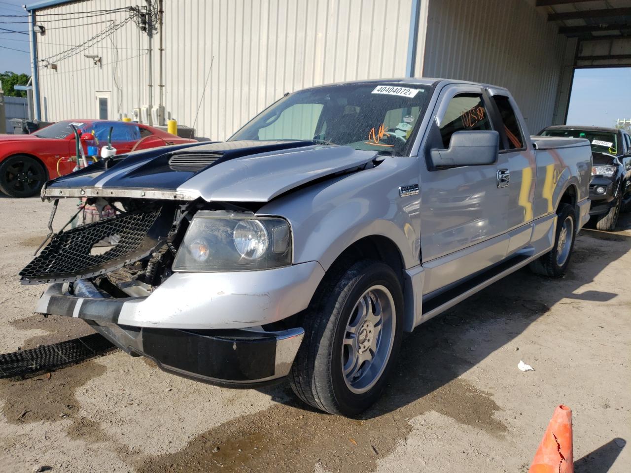Photo 2 from auction – 2005 FORD F150 with VIN 1FTPX12515FA44179