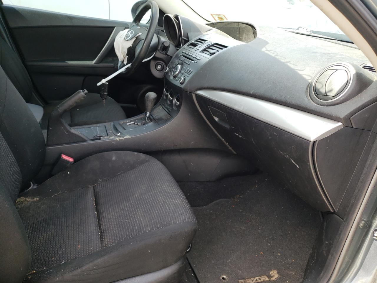Photo 5 from auction – 2012 MAZDA 3 I with VIN JM1BL1UGXC1518418