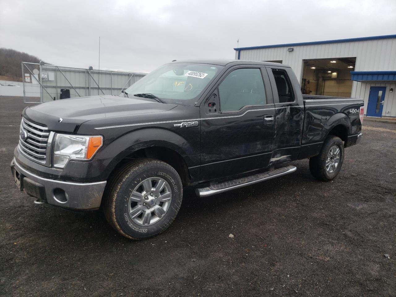 Photo 2 from auction – 2011 FORD F150 SUPER with VIN 1FTFX1EF6BFB21916