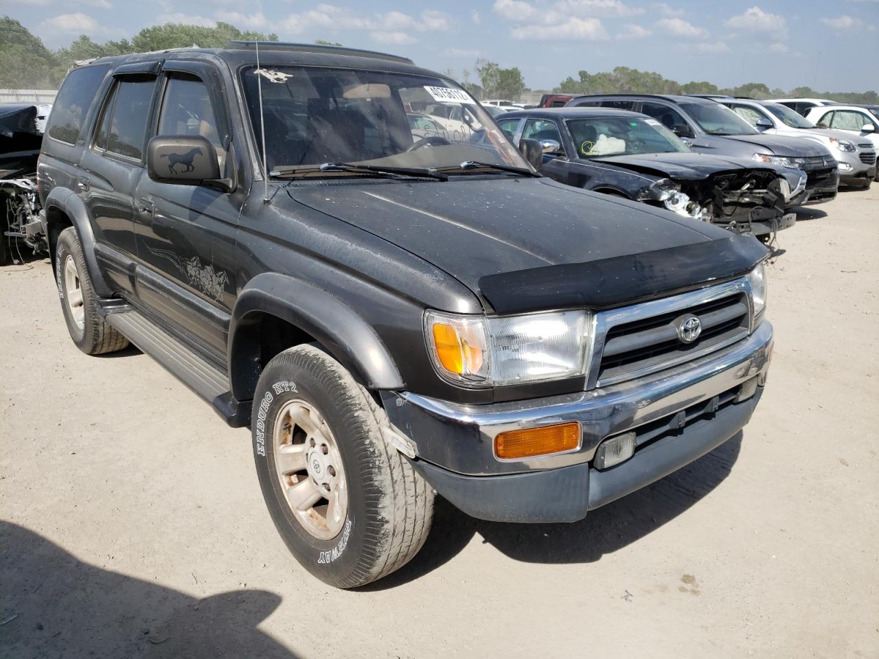 TOYOTA 4RUNNER LI 1997 with VIN JT3GN87R3V0039664 - Photo from auction