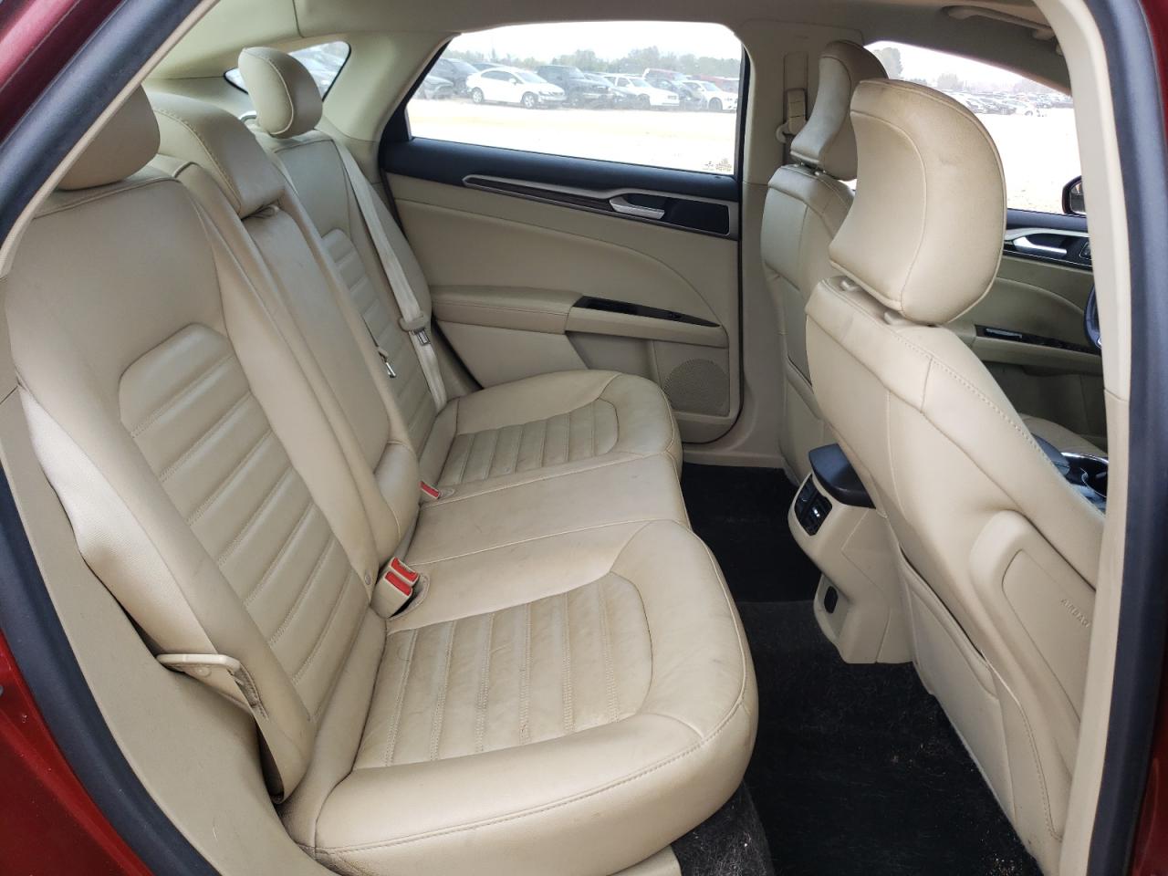Photo 6 from auction – 2016 FORD FUSION SE with VIN 3FA6P0H90GR296629