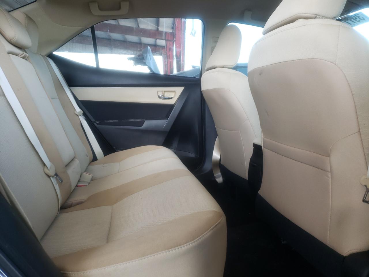 Foto 6 de la subasta – 2017 TOYOTA COROLLA L con VIN 5YFBURHEXHP696109