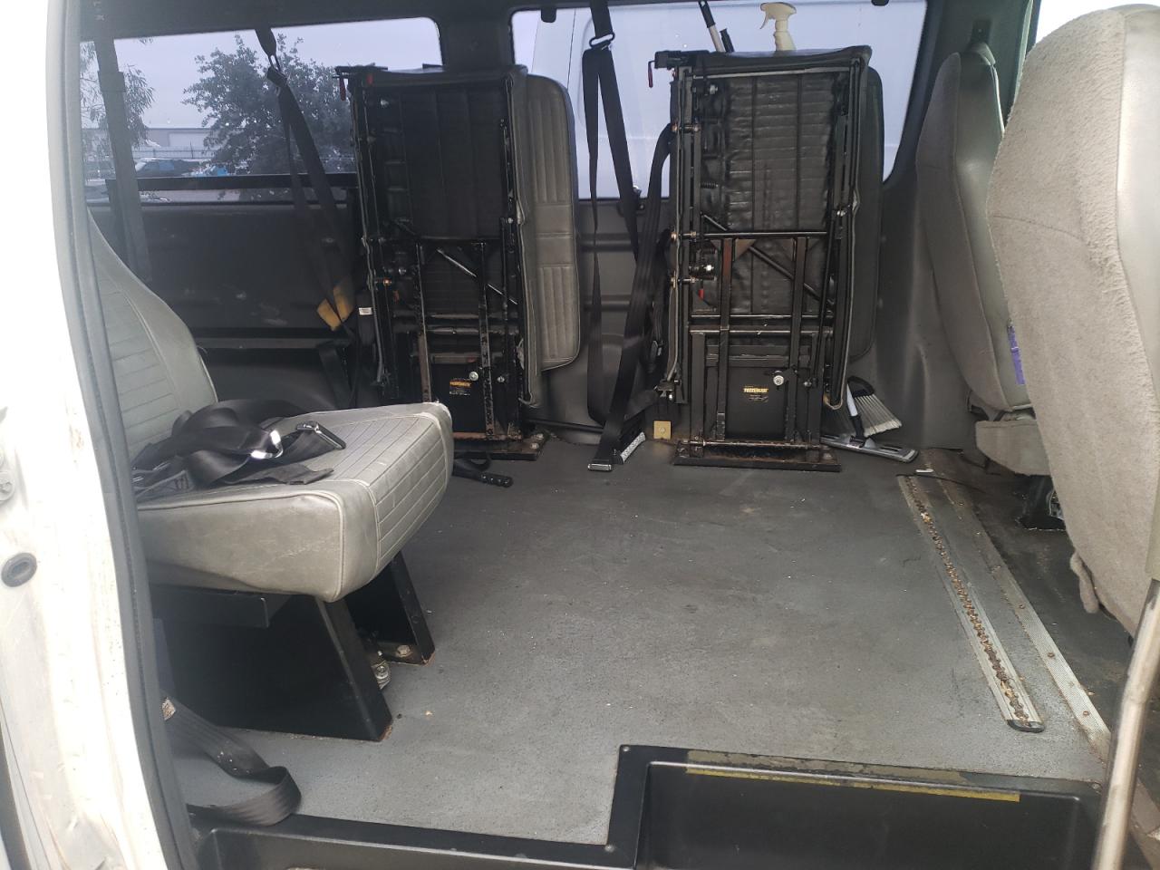 Photo 6 from auction – 2007 FORD ECONOLINE with VIN 1FTNE14W67DB44067