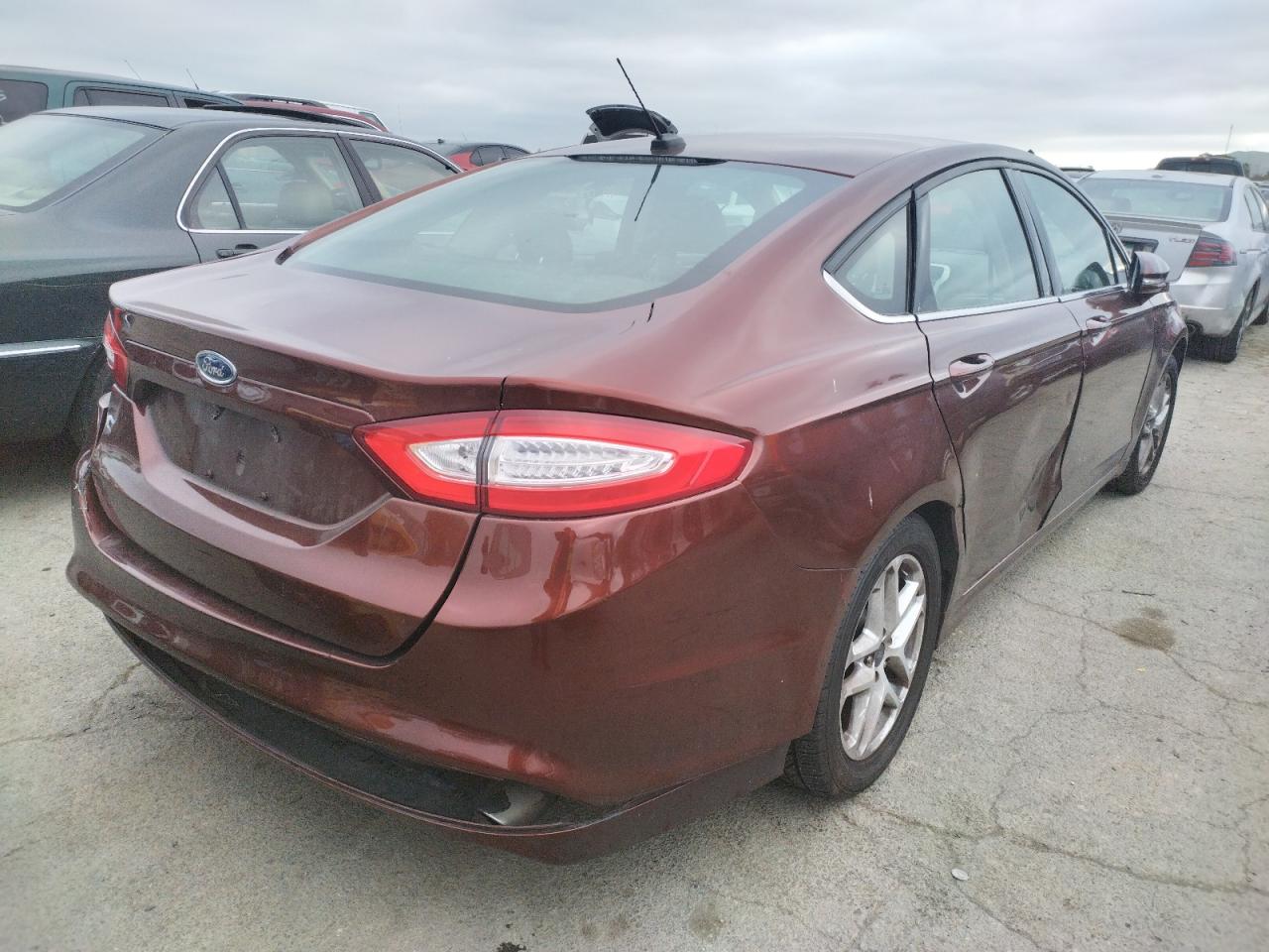 Photo 4 from auction – 2016 FORD FUSION SE with VIN 3FA6P0H74GR358175