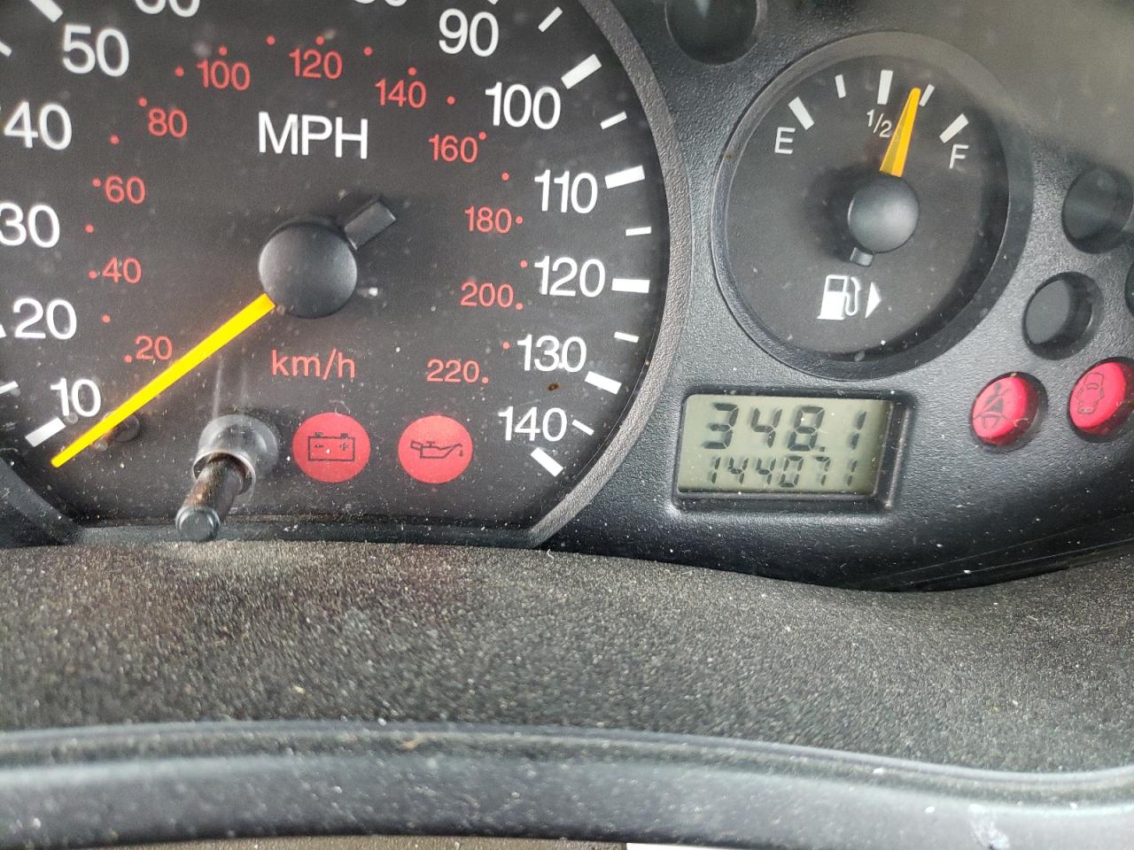 Photo 8 from auction – 2003 FORD FOCUS SE with VIN 1FAHP34P23W200392