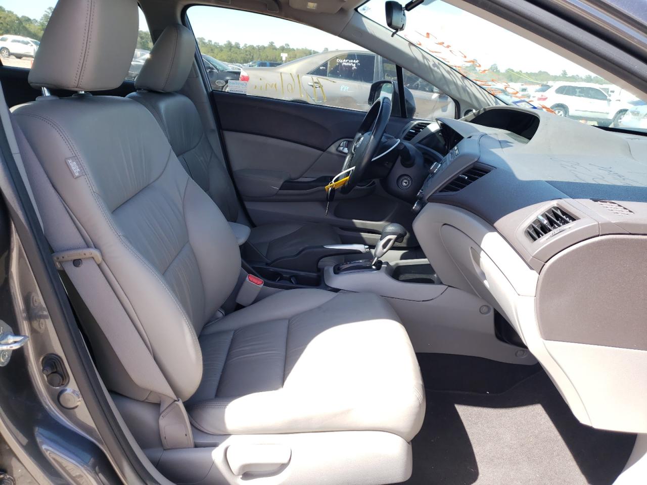Photo 5 from auction – 2012 HONDA CIVIC EXL with VIN 19XFB2F90CE331968