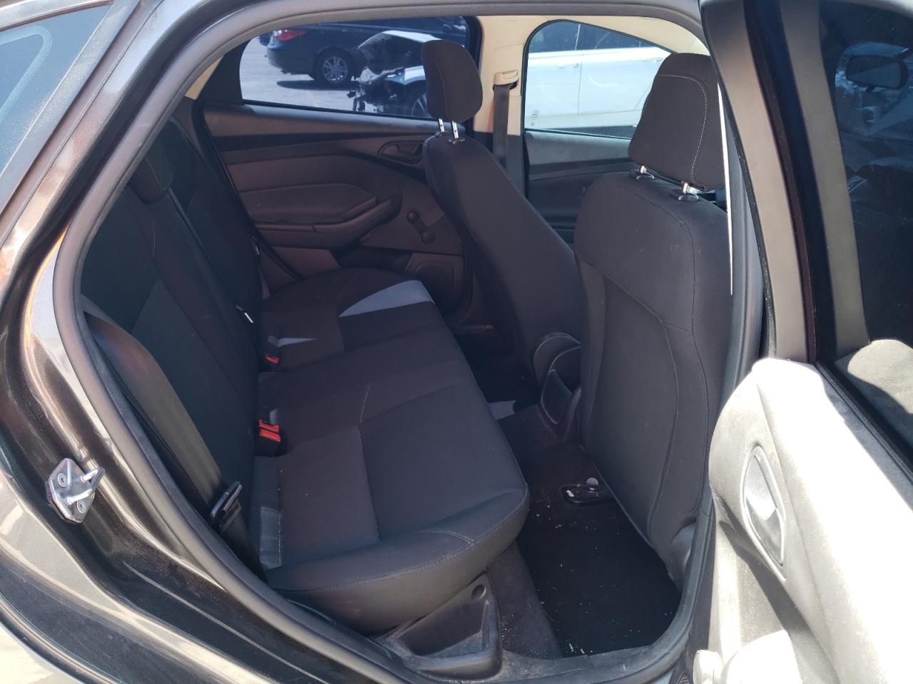 Photo 6 from auction – 2017 FORD FOCUS S with VIN 1FADP3E24HL325162