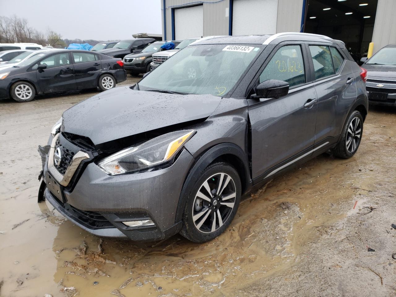 Photo 2 from auction – 2020 NISSAN KICKS SR with VIN 3N1CP5DV2LL476370