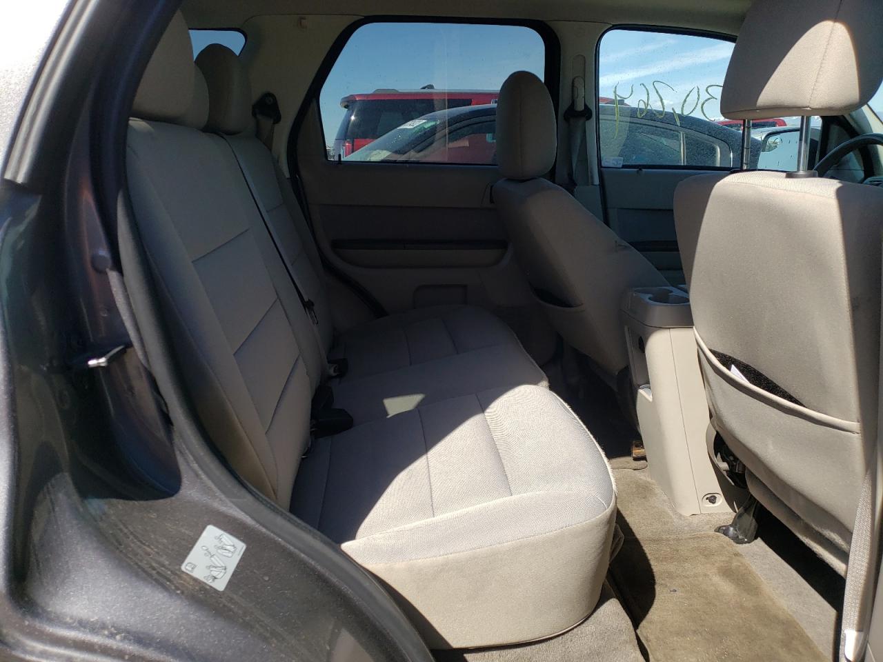 Photo 6 from auction – 2012 FORD ESCAPE XLT with VIN 1FMCU0D72CKA07190