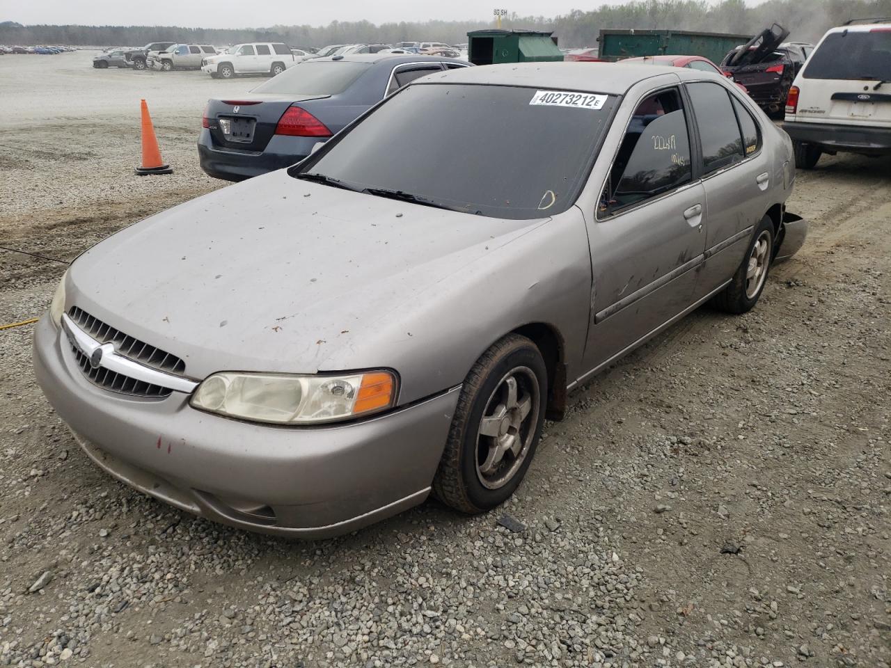 Photo 2 from auction – 2001 NISSAN ALTIMA XE with VIN 1N4DL01D01C224935