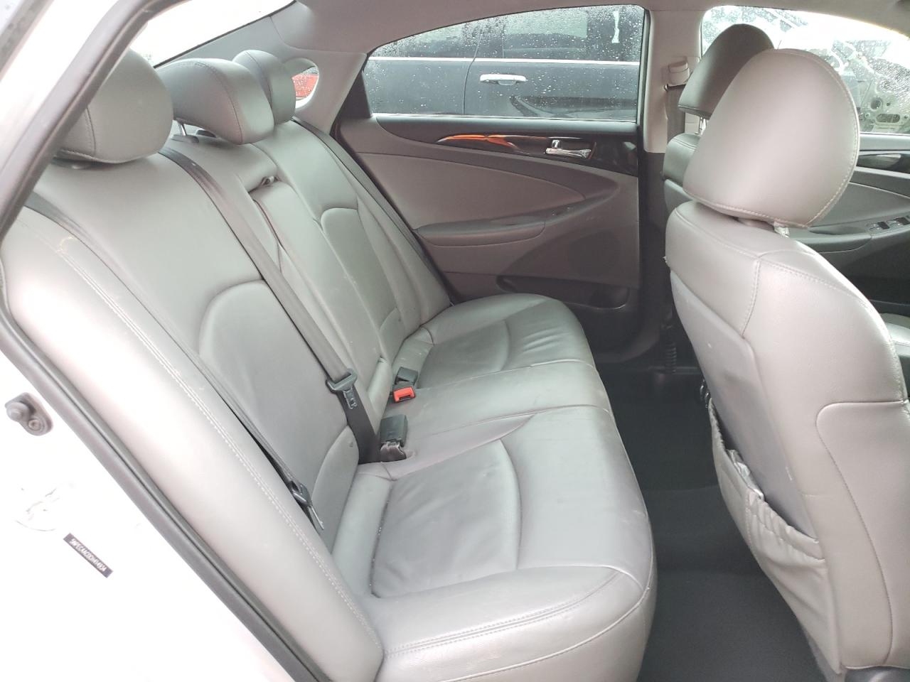 Photo 6 from auction – 2012 HYUNDAI SONATA SE with VIN 5NPEC4AC0CH414934