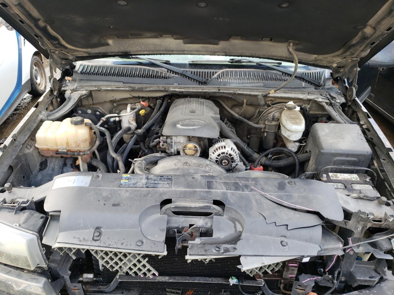 Photo 7 from auction – 2004 CHEVROLET SILVERADO with VIN 1GCEC19V94Z232924