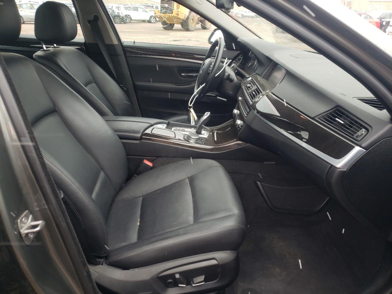 Photo 5 from auction – 2015 BMW 535 XI with VIN WBA5B3C56FD543974