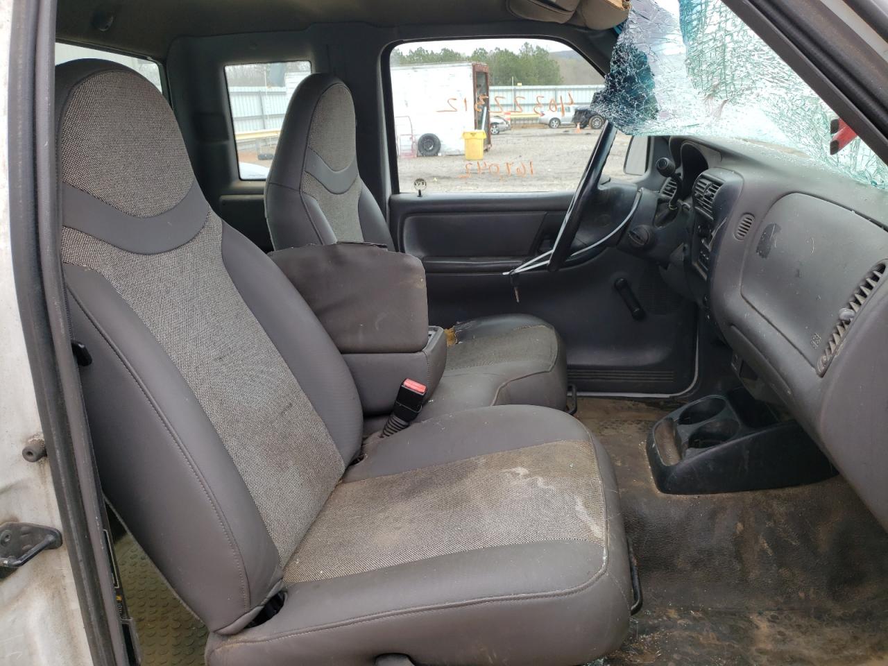 Photo 5 from auction – 2001 FORD RANGER SUP with VIN 1FTYR14U01TA40185