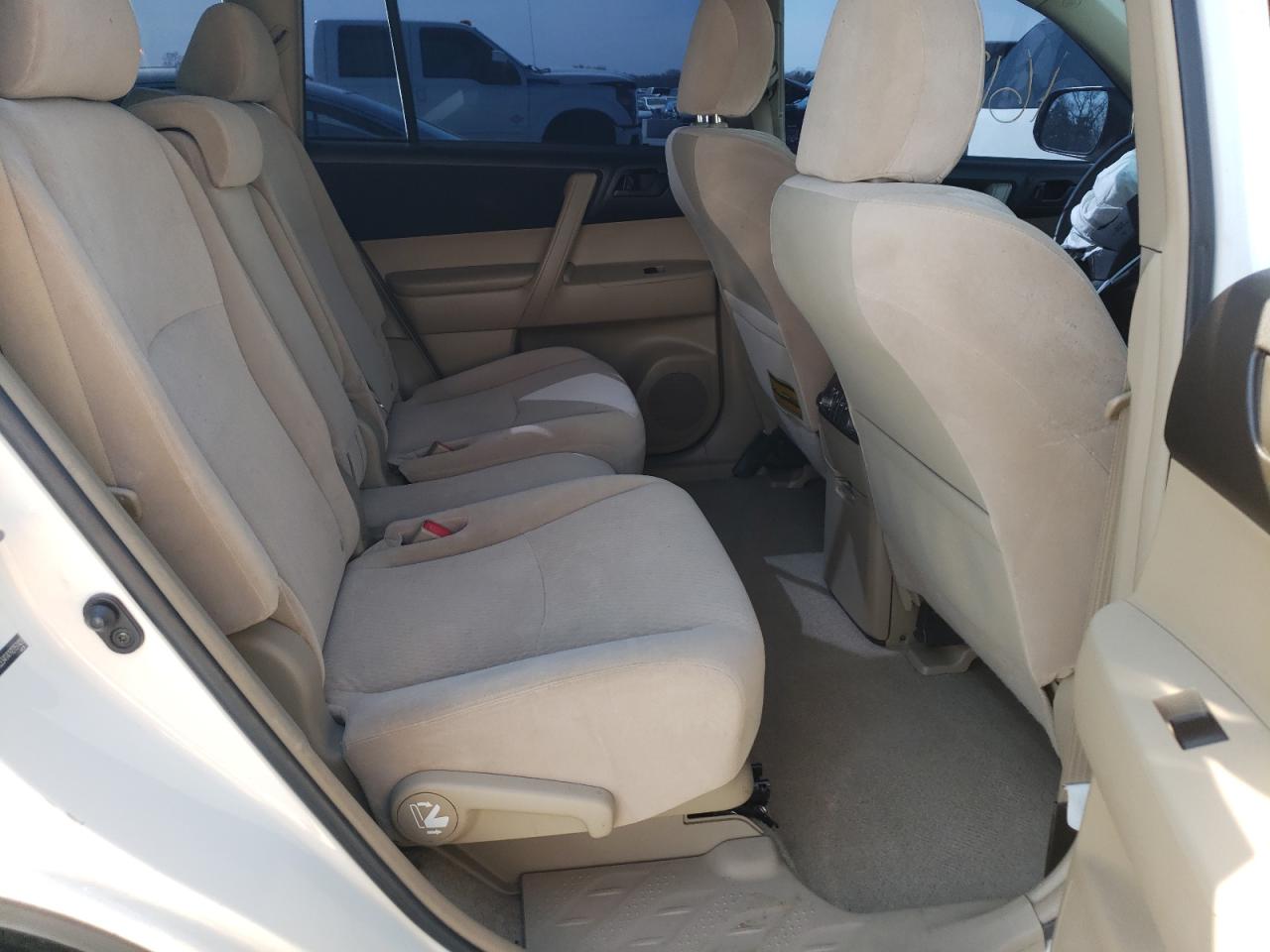 Photo 6 from auction – 2009 TOYOTA HIGHLANDER with VIN JTEES41A192151408