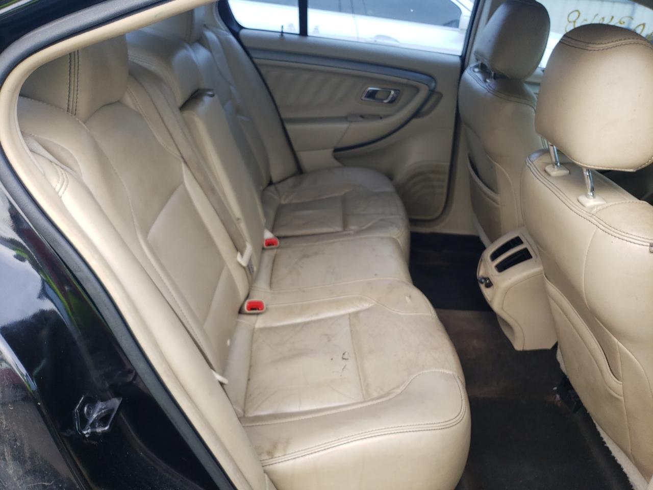 Photo 6 from auction – 2013 FORD TAURUS SEL with VIN 1FAHP2E83DG235939