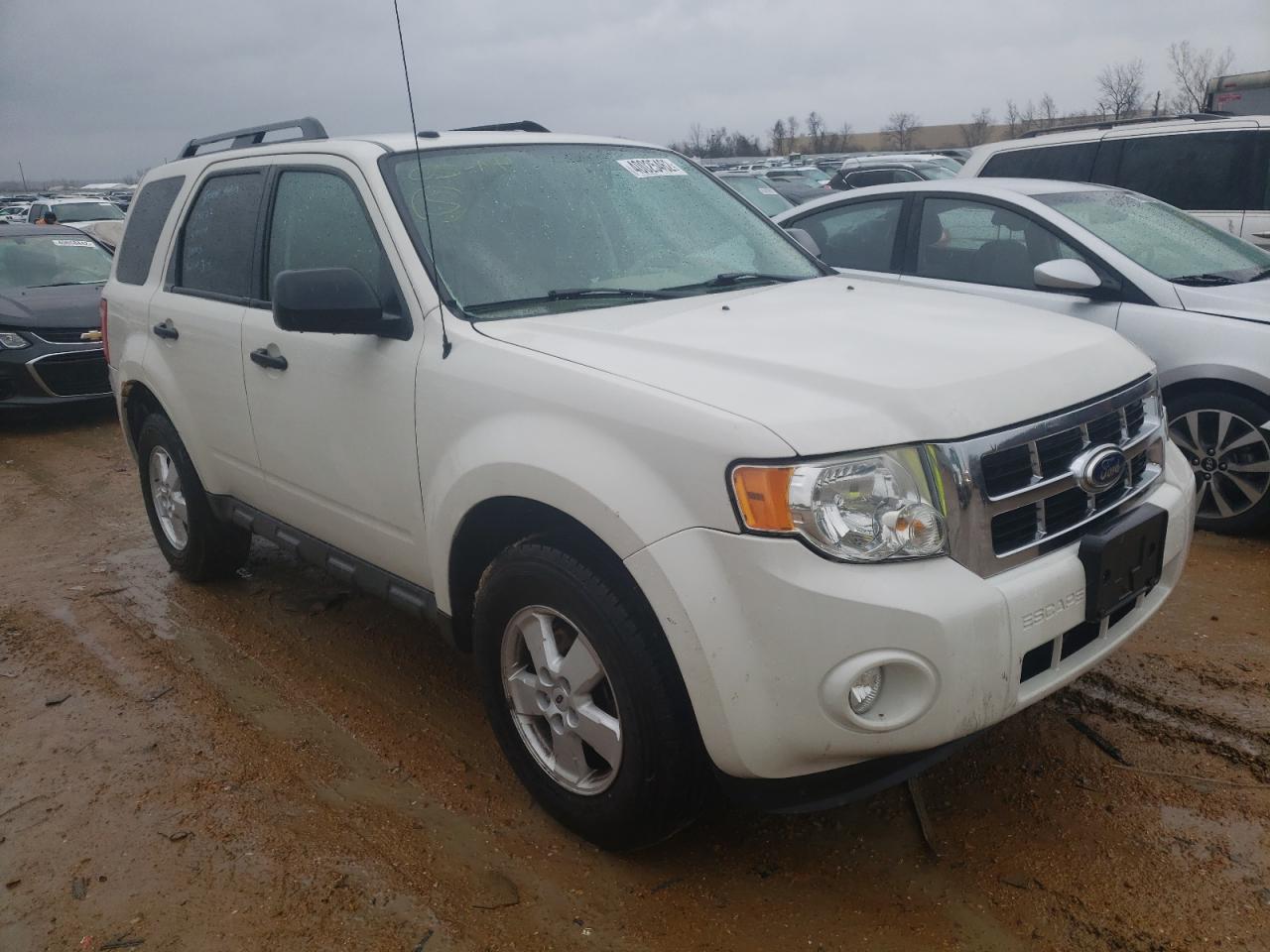 FORD ESCAPE XLT 2010 with VIN 1FMCU9D70AKB29239 - Photo from auction