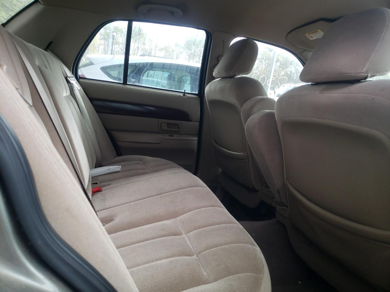 Photo 6 from auction – 2003 MERCURY GRAND MARQ with VIN 2MEFM74W93X610568