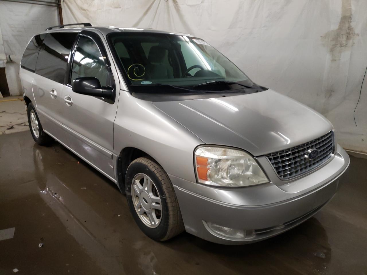 FORD FREESTAR S 2004 with VIN 2FMZA52284BA47325 - Photo from auction