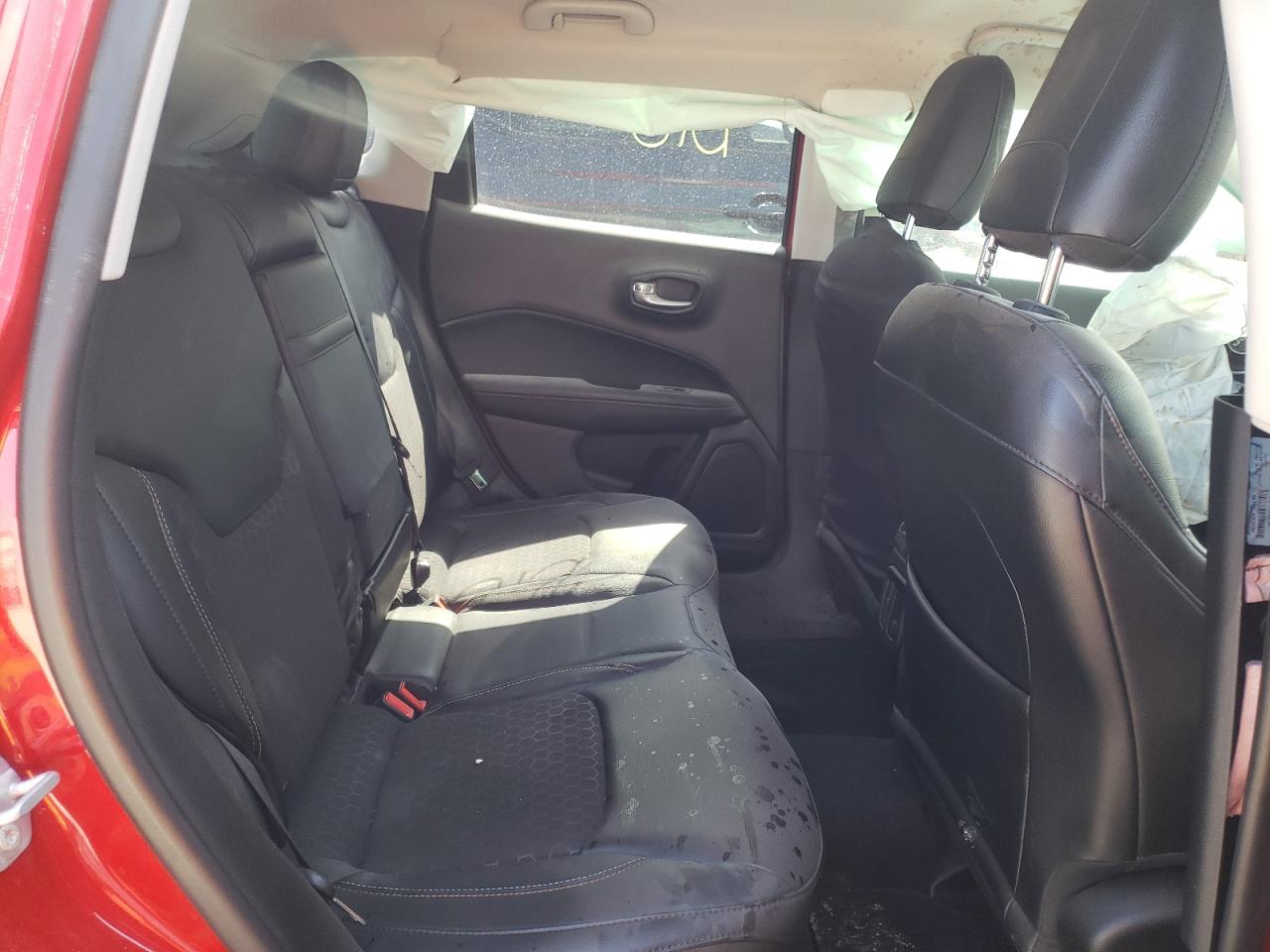 Photo 6 from auction – 2018 JEEP COMPASS LA with VIN 3C4NJDBB3JT142436