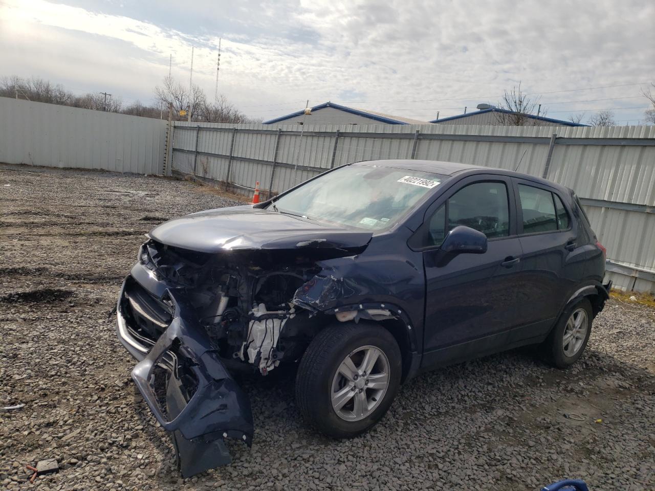 Photo 2 from auction – 2019 CHEVROLET TRAX LS with VIN 3GNCJNSB3KL116571