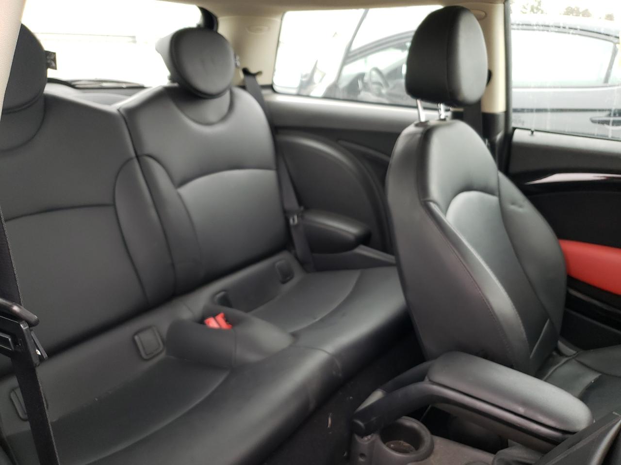 Photo 6 from auction – 2012 MINI COOPER S with VIN WMWSV3C50CTY18895
