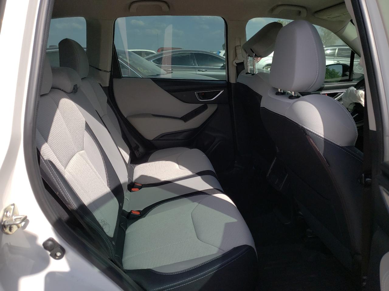 Photo 6 from auction – 2020 SUBARU FORESTER with VIN JF2SKADC9LH446202