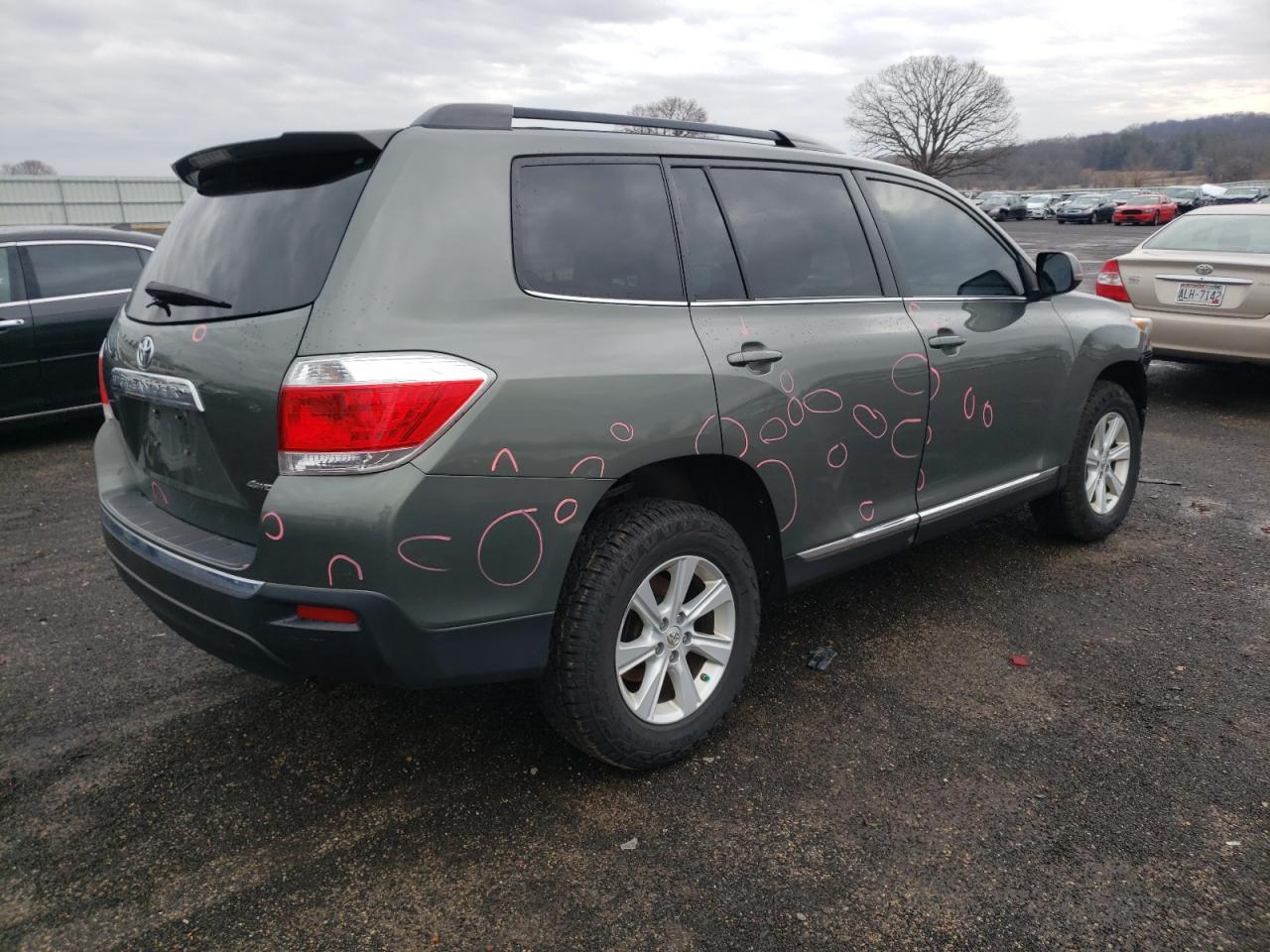 Photo 4 from auction – 2012 TOYOTA HIGHLANDER with VIN 5TDBK3EH8CS116552