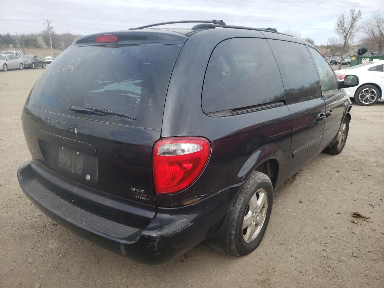 Photo 4 from auction – 2007 DODGE GRAND CARA with VIN 2D4GP44L47R304005
