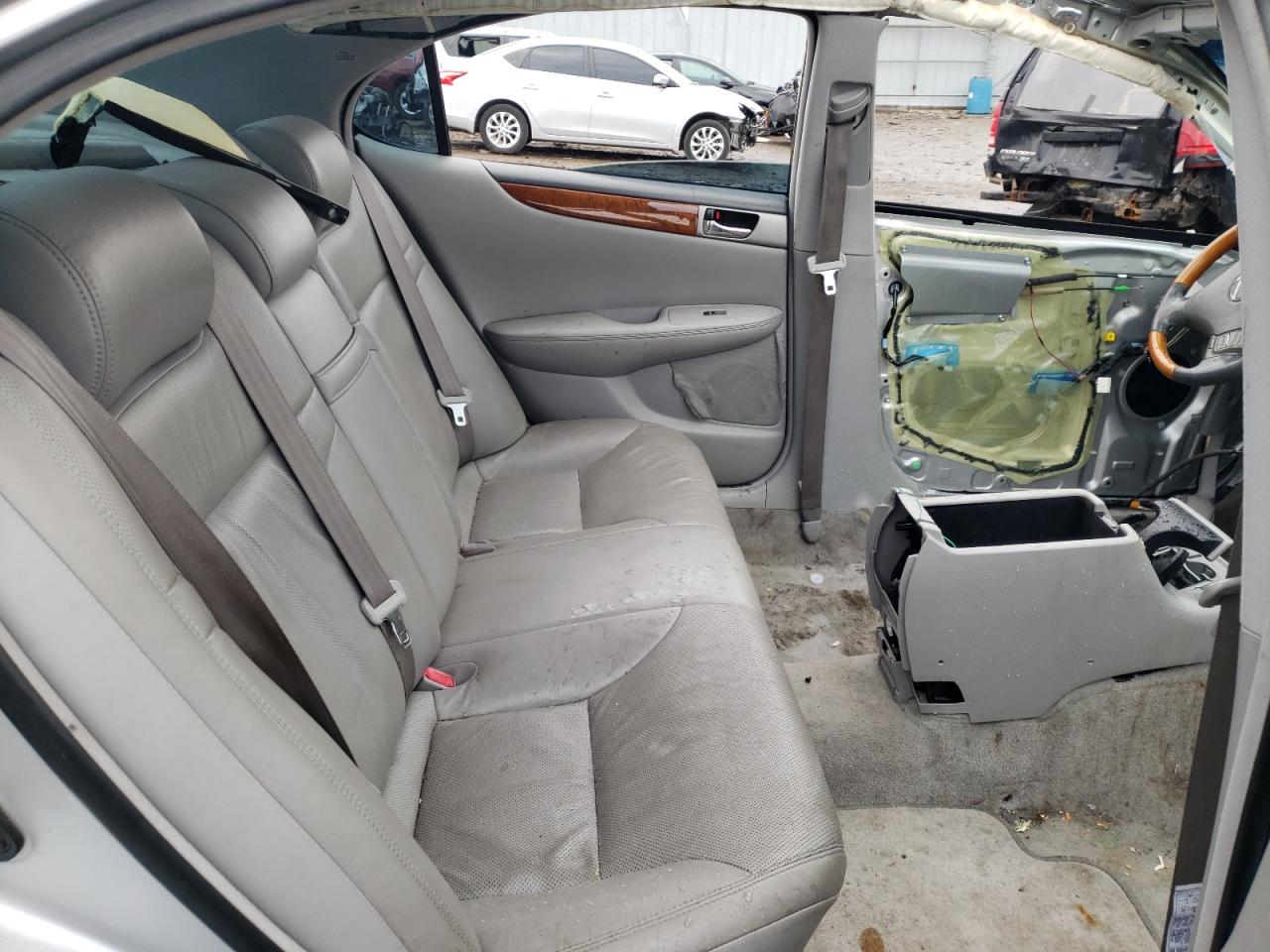 Photo 6 from auction – 2005 LEXUS ES 330 with VIN JTHBA30G955095168
