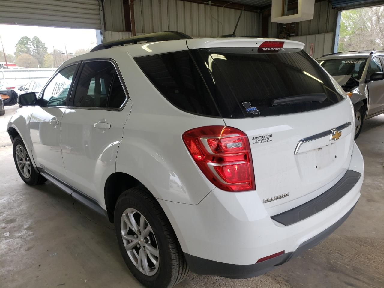 Photo 3 from auction – 2017 CHEVROLET EQUINOX LT with VIN 2GNALCEKXH6227424