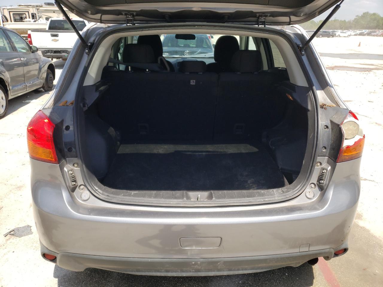 Photo 9 from auction – 2015 MITSUBISHI OUTLANDER with VIN 4A4AP3AW8FE043462
