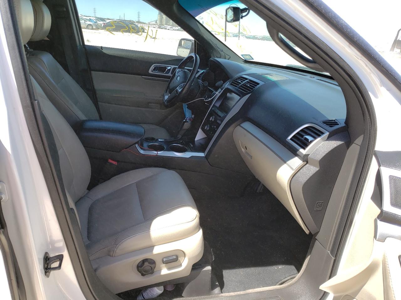 Photo 5 from auction – 2013 FORD EXPLORER X with VIN 1FM5K7D86DGA64268