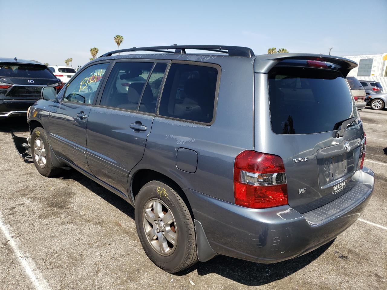 Photo 3 from auction – 2004 TOYOTA HIGHLANDER with VIN JTEDP21A840021454