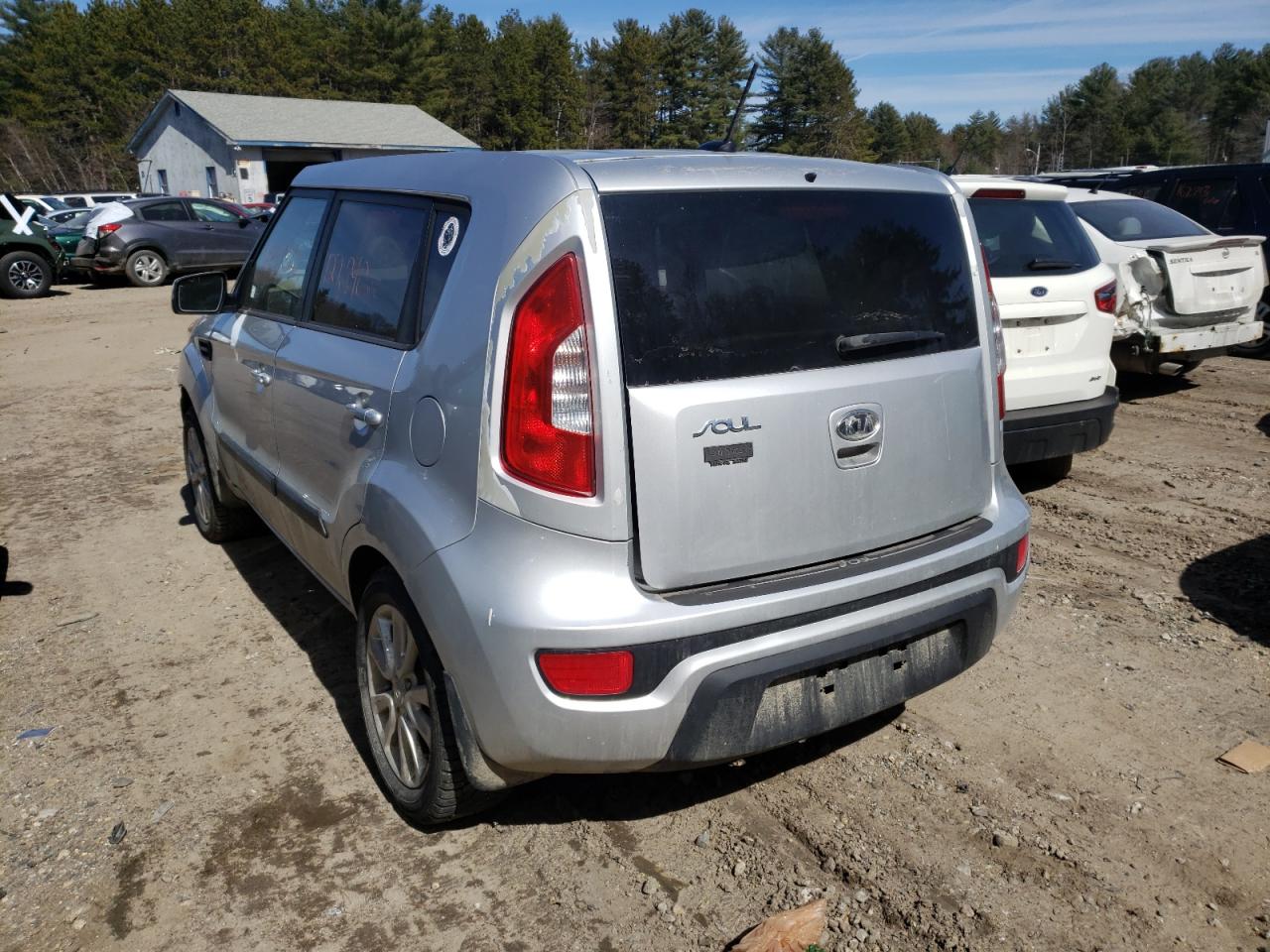 Photo 3 from auction – 2012 KIA SOUL + with VIN KNDJT2A68C7417968