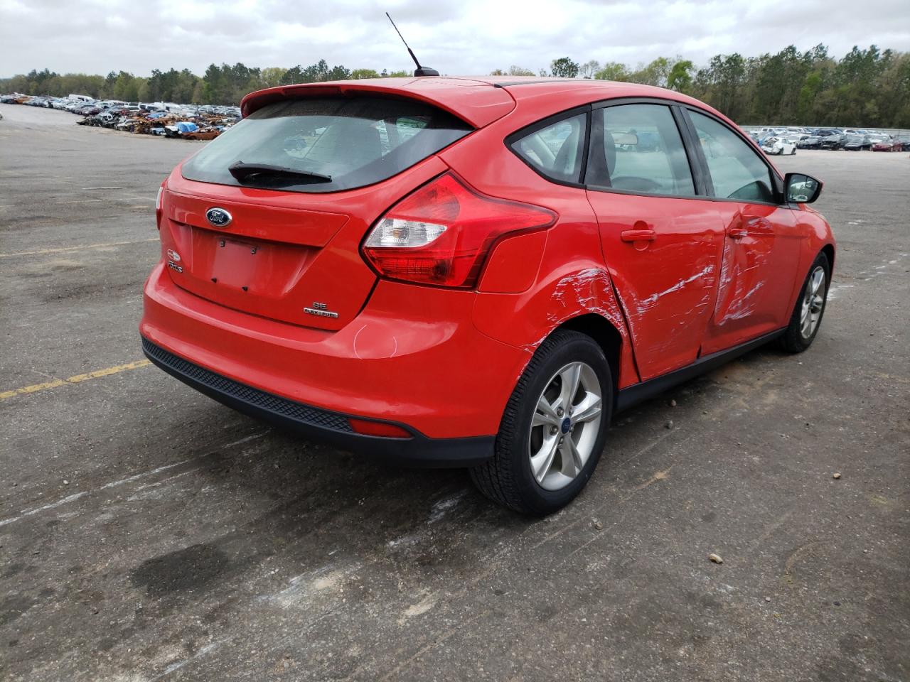 Photo 4 from auction – 2013 FORD FOCUS SE with VIN 1FADP3K25DL161614
