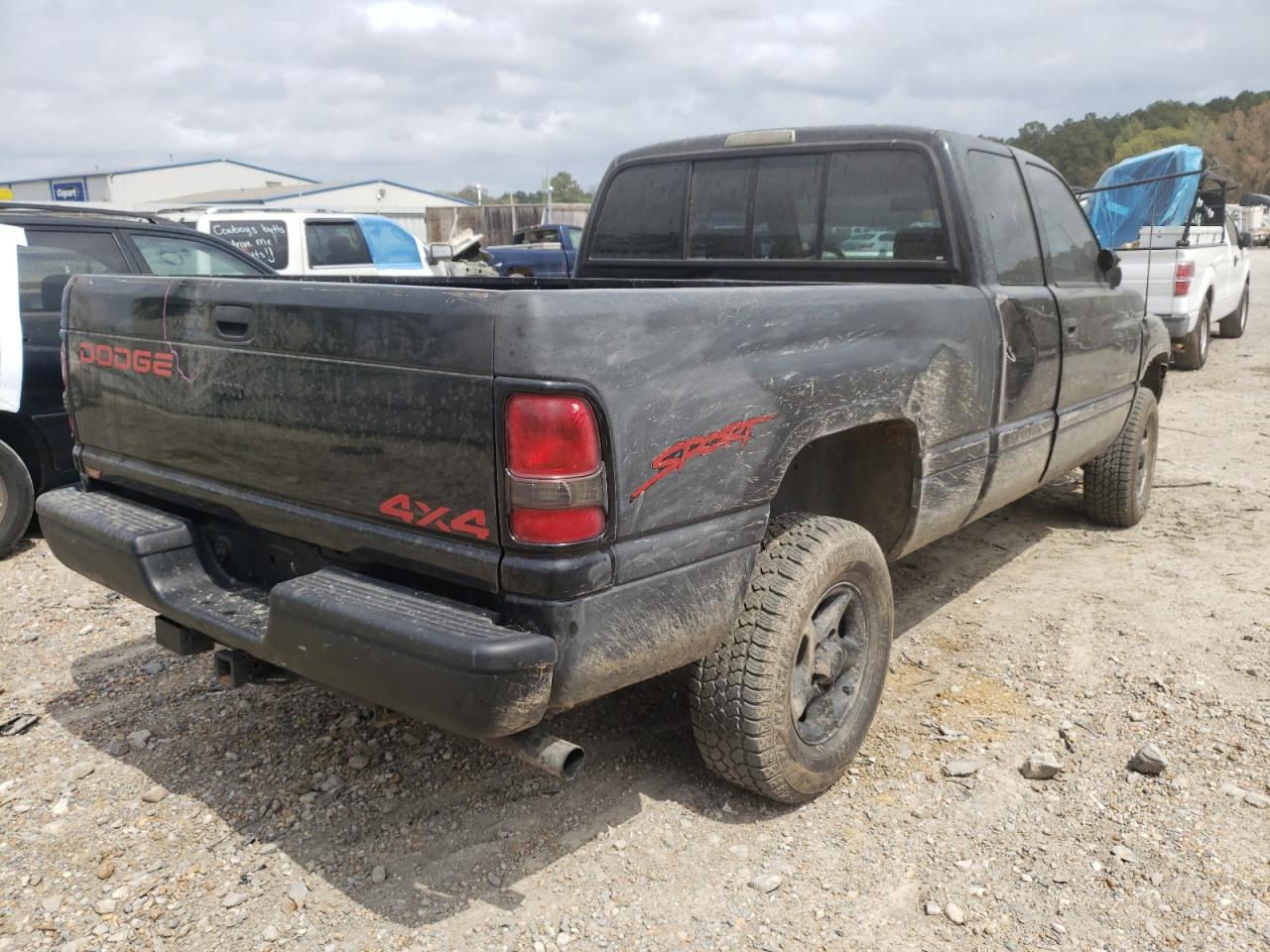 Photo 4 from auction – 1996 DODGE RAM 1500 with VIN 3B7HF13Z9TG169905