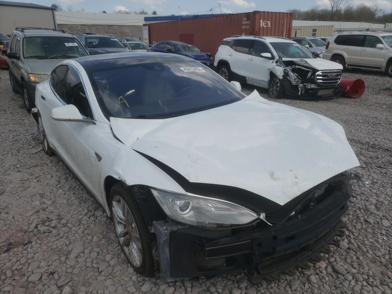 TESLA MODEL S 2015 with VIN 5YJSA1E11FF112992 - Photo from auction