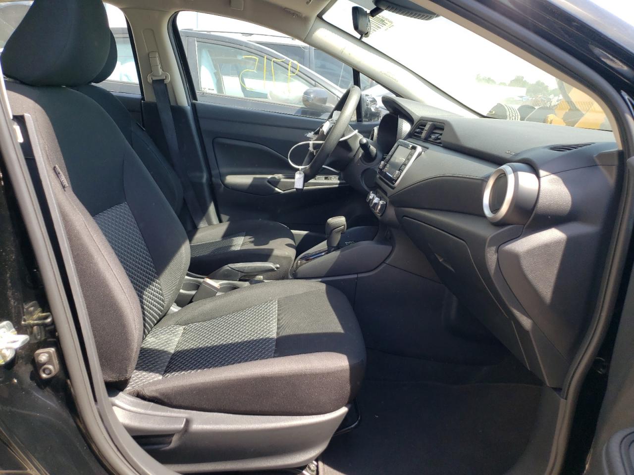 Photo 5 from auction – 2021 NISSAN VERSA S with VIN 3N1CN8DV4ML881249