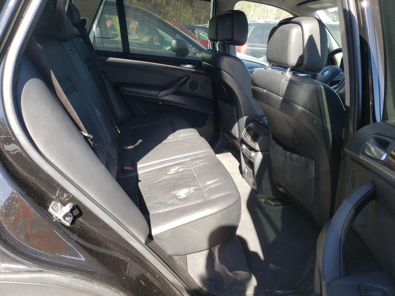 Photo 6 from auction – 2012 BMW X5 XDRIVE3 with VIN 5UXZW0C56CL664656