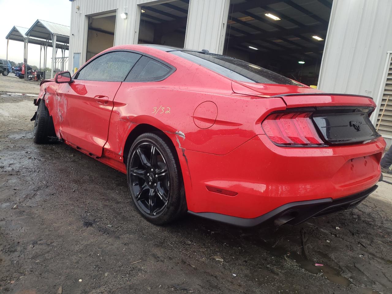 Photo 3 from auction – 2020 FORD MUSTANG with VIN 1FA6P8TH8L5121166