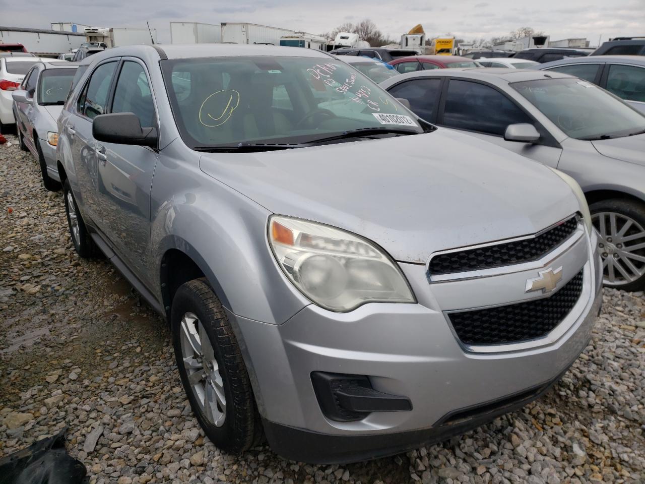 CHEVROLET EQUINOX LS 2011 with VIN 2GNALBEC5B1260726 - Photo from auction
