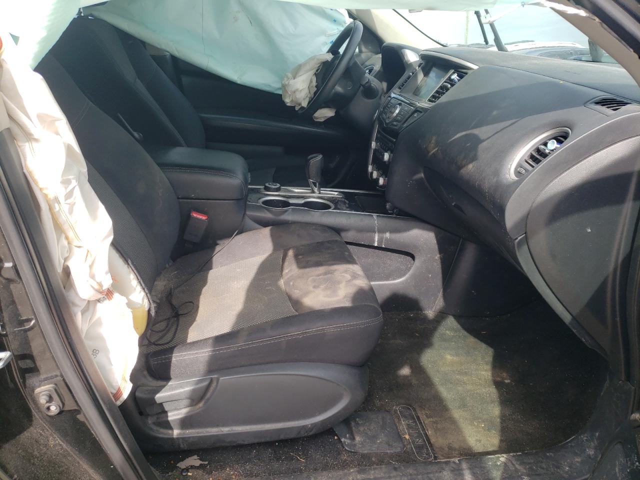 Photo 5 from auction – 2018 NISSAN PATHFINDER with VIN 5N1DR2MM1JC633148