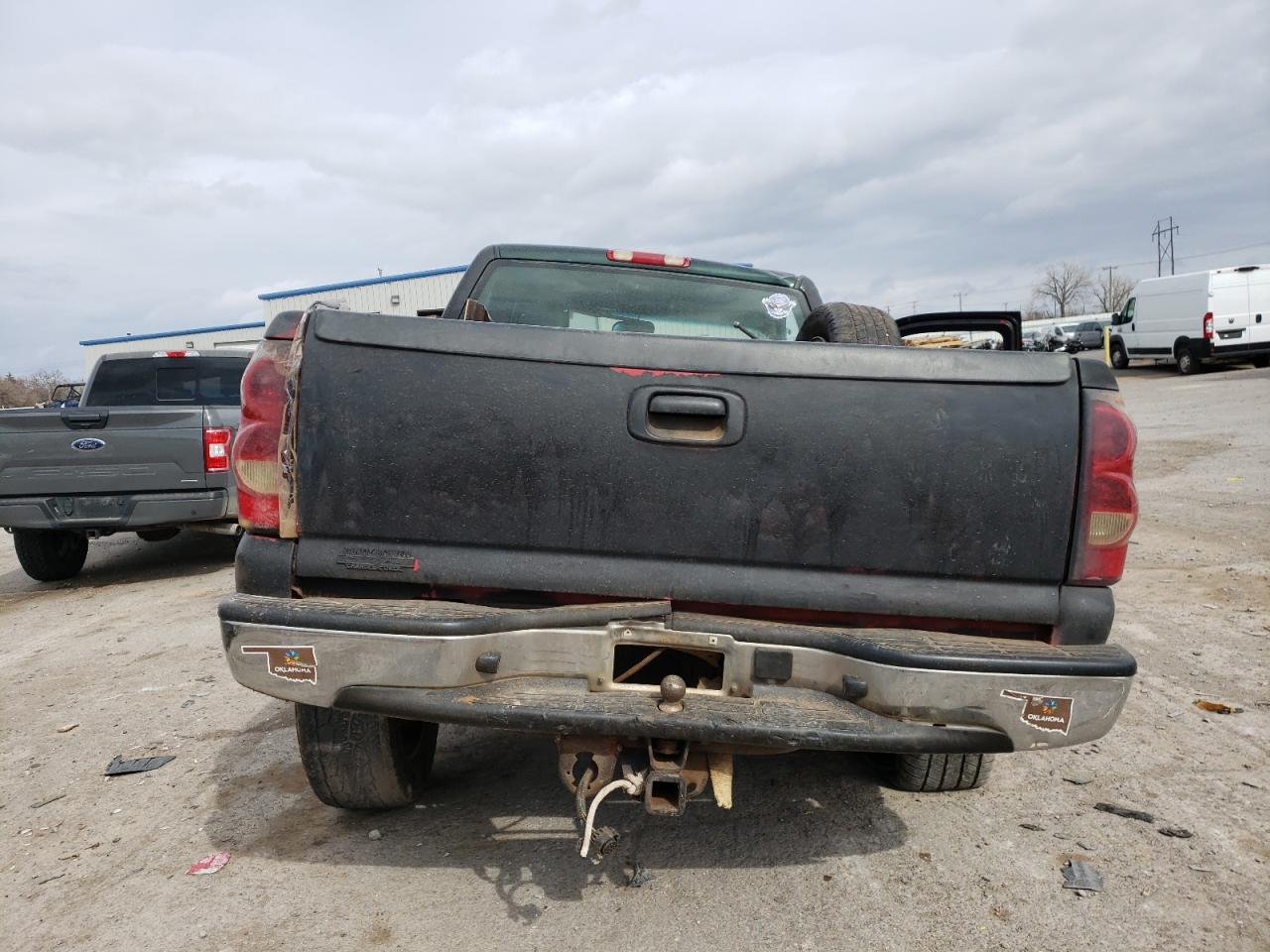 Photo 6 from auction – 2005 CHEVROLET SILVERADO with VIN 1GCEK14T15Z225668